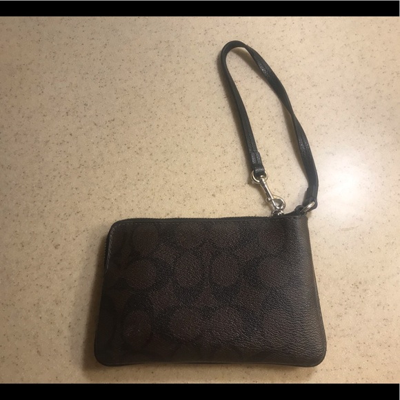 Coach Wristlet:) - Picture 2 of 2